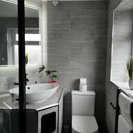 Designer House In Bristol - Sleeps 10 Apartament Bristol