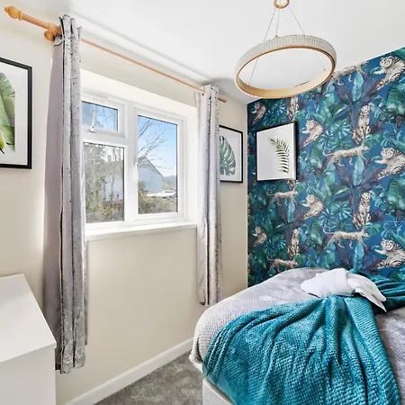 Apartment Designer House In - Hot Tub - Sleeps 10 *